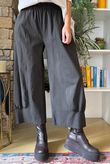 Bennie Quirky Barrel Pant Coffee Bean